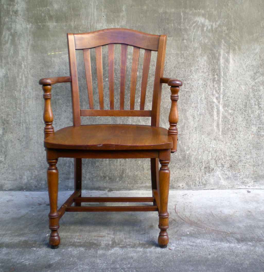 Wood Antique Office Chair For Vintage Look